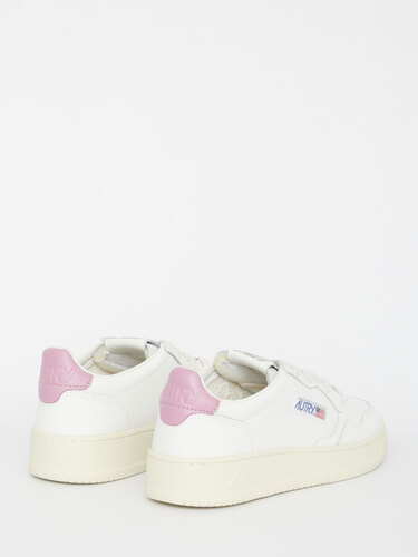 AUTRY White and fuchsia Medalist sneakers AULW