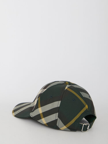 BURBERRY Check hat 8082669
