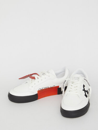 OFF WHITE Low Vulcanized sneakers OWIA272C99LEA003