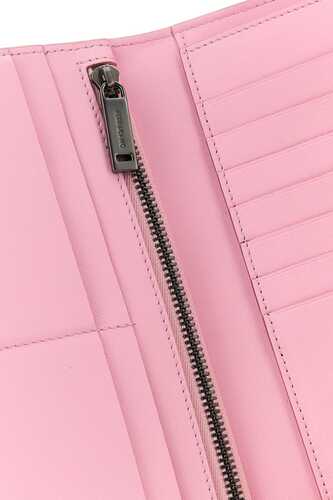 페라가모 Pink leather / 220433763030 BUBBLEGUM