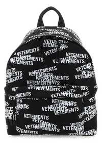 VETEMENTS Black nylon backpack / UE63BA300B BLACK